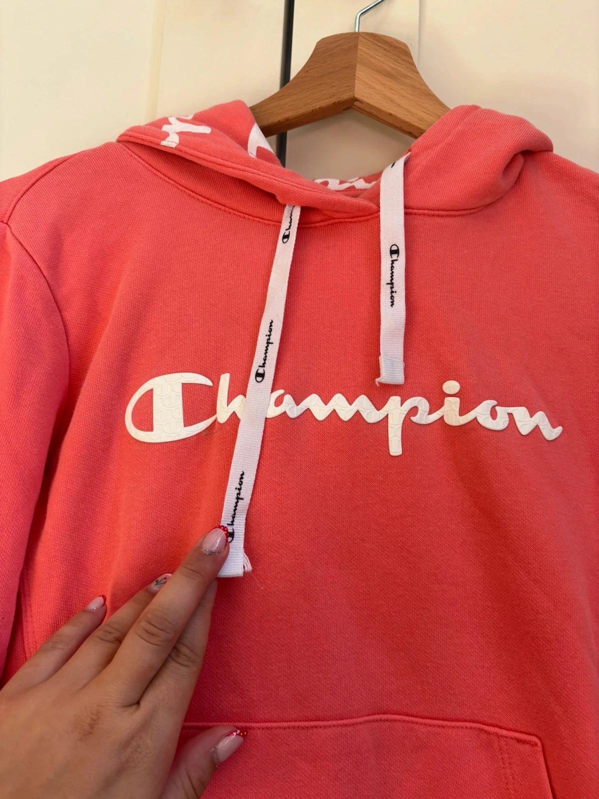 suéter rosa com capuz Champion tamanho S – photo 4